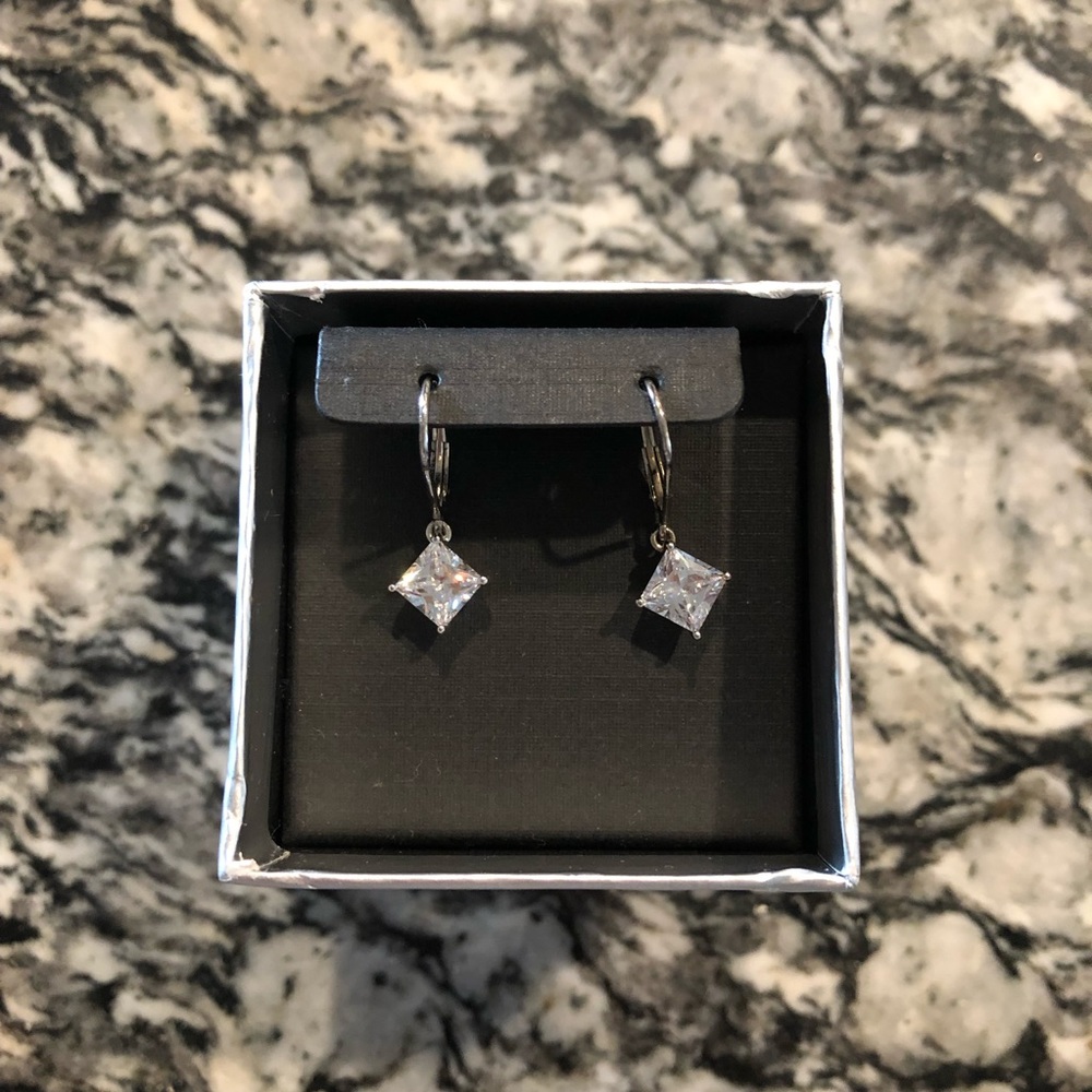 Cubic Zirconia Earrings NWOT
